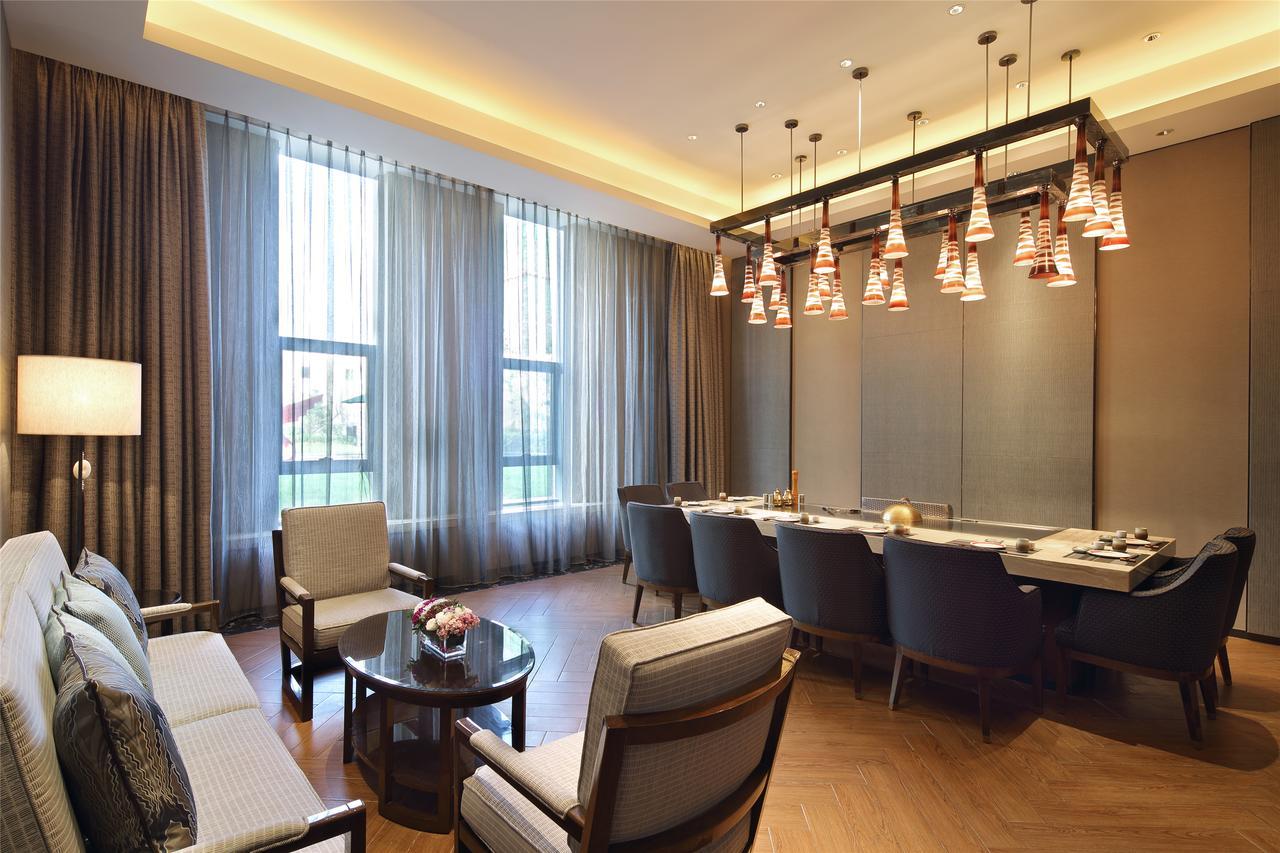 Готель Wanda Realm Siping Siping  Екстер'єр фото