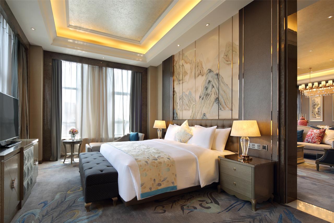 Готель Wanda Realm Siping Siping  Екстер'єр фото